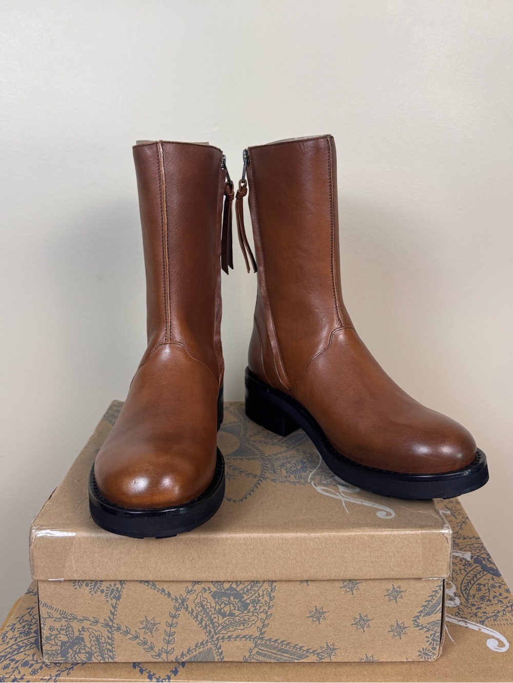 Free People High Ankle Tan Boots Size 8